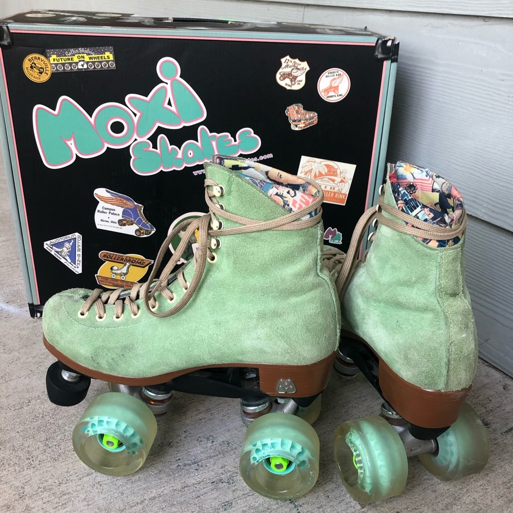 Moxi Lolly “Honey Dew” Roller Skates 💕 SZ WMNS 8